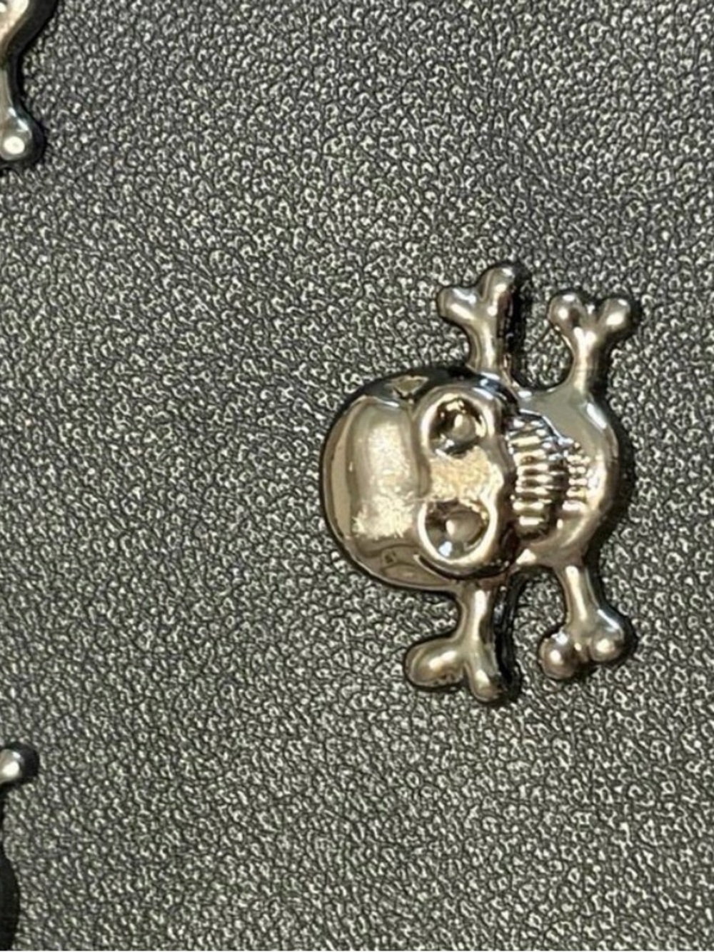 Black Studded Skull Crossbody Bag - Women - Picture 2 of 4